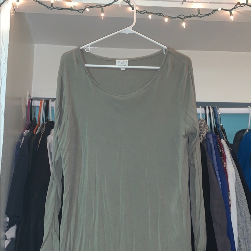 Women’s Oversized Long Sleeve